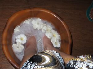 セブ島ヒロットのスパでは❀花びら足湯❀